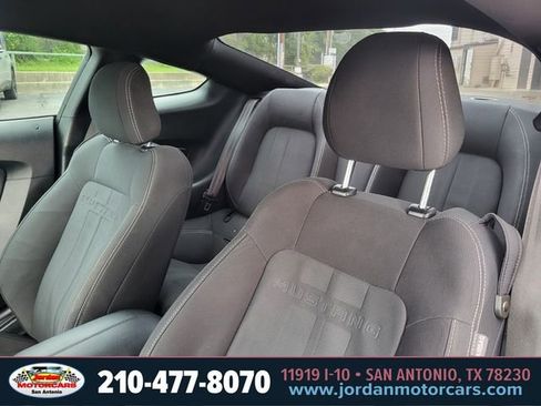 Used 2020 Ford Mustang Coupe RWD image 18
