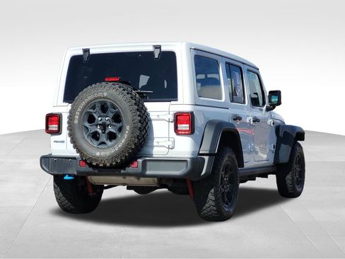 Used 2023 Jeep Wrangler Unlimited w/ Sun & Screen Package image 8