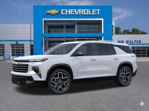 New 2026 Chevrolet Traverse High Country image 3