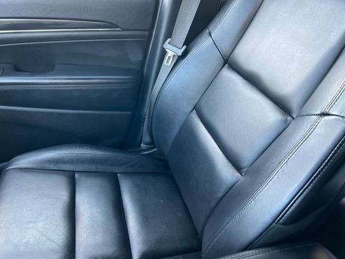 Used 2019 Jeep Grand Cherokee Limited image 34