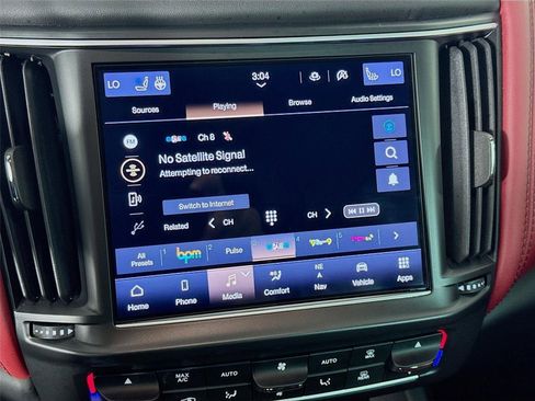Used 2023 Maserati Levante GT AWD/4WD image 15