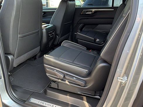 New 2026 Chevrolet Suburban Premier AWD/4WD image 20
