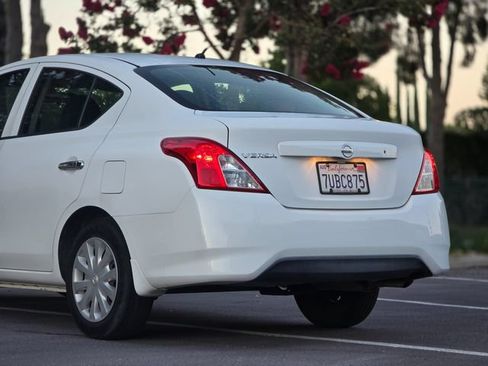 Used 2016 Nissan Versa S FWD image 37
