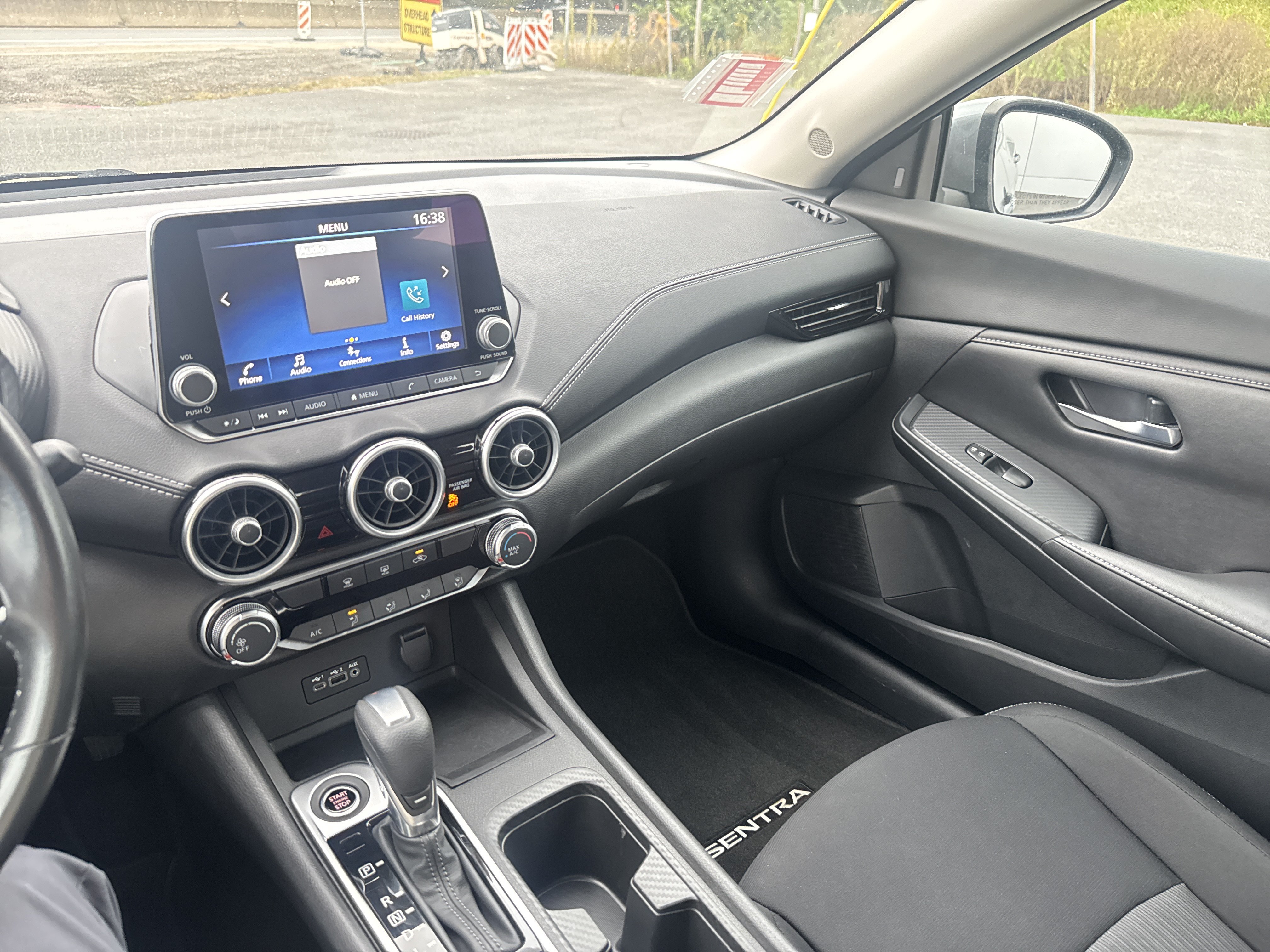 Used 2022 Nissan Sentra SV w/ Trunk Package FWD image 23