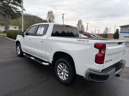 Used 2022 Chevrolet Silverado 1500 LT w/ Protection Package image 3