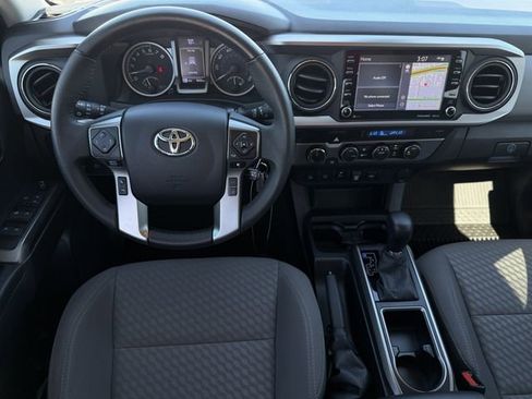 Certified 2022 Toyota Tacoma SR5 image 12