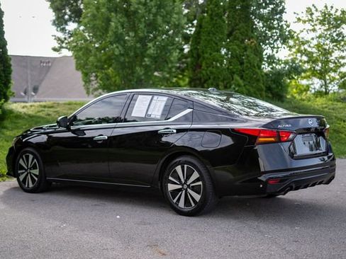 Used 2020 Nissan Altima 2.5 SL FWD image 7