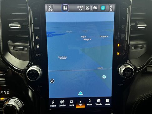 Used 2022 RAM 1500 Limited image 25