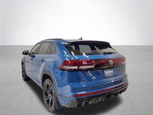 New 2026 Volkswagen Atlas Cross Sport SEL R-Line image 11