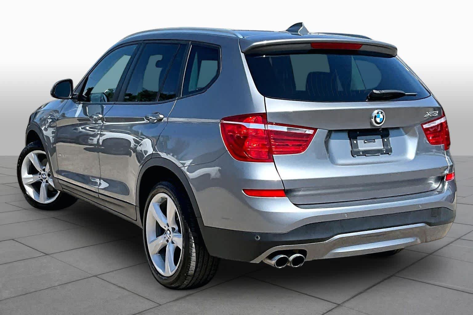 Used 2017 BMW X3 sDrive28i RWD image 10