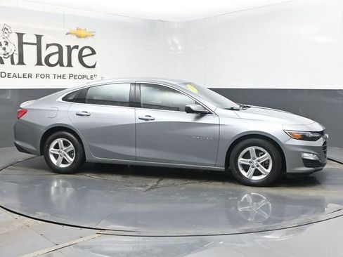 Used 2024 Chevrolet Malibu LT image 47