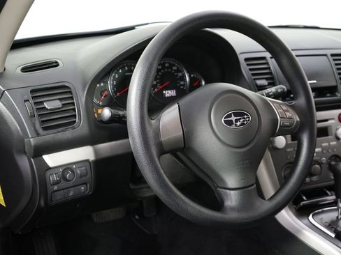 Used 2009 Subaru Outback 2.5i AWD/4WD image 11