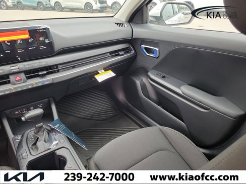 New 2026 Kia K4 LX image 16