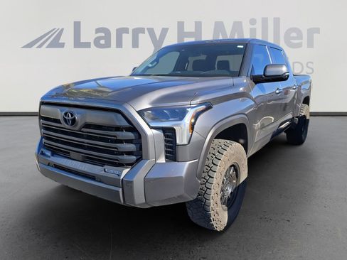 Used 2025 Toyota Tundra SR5 image 1