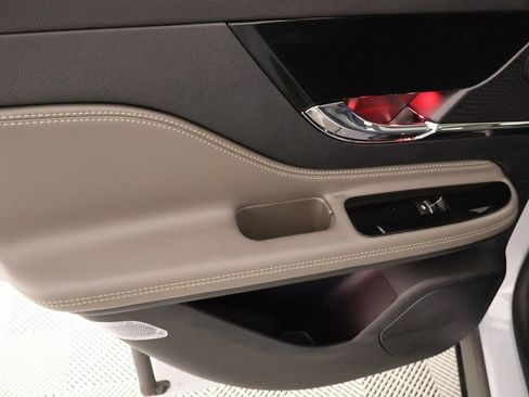 New 2026 Lincoln Corsair Reserve w/ Jet Appearance Package image 17