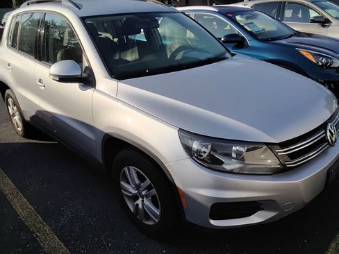 Used 2016 Volkswagen Tiguan S AWD/4WD image 5