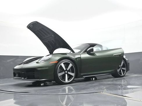 Certified 2026 Porsche 911 Targa 4S AWD/4WD image 26