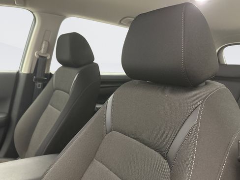 Used 2023 Honda CR-V LX image 8