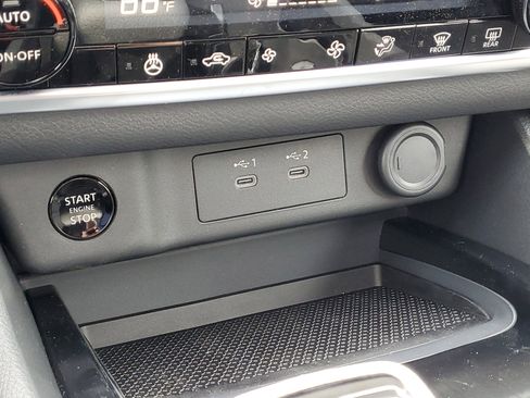 New 2026 Nissan Rogue SV AWD/4WD image 18