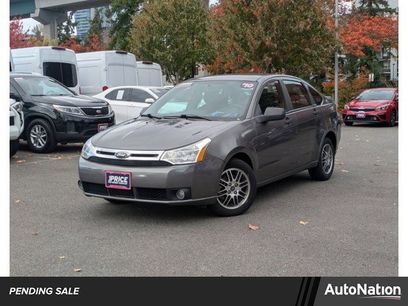 Used 2010 Ford Focus SE