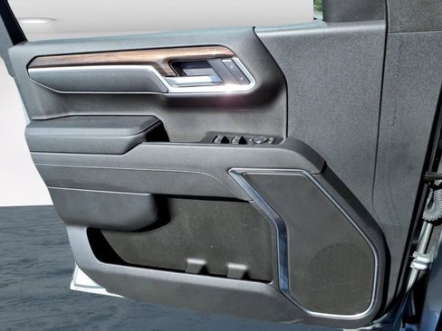 Used 2024 Chevrolet Silverado 1500 RST w/ Z71 Off-Road Package image 24