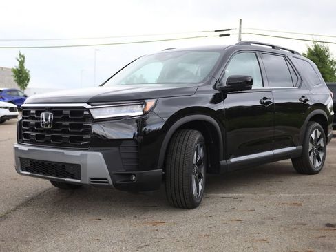 New 2026 Honda Pilot Elite image 3