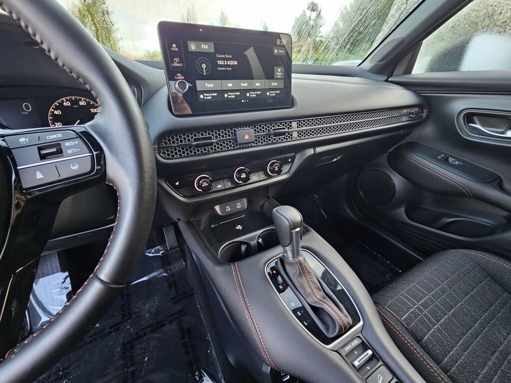 Certified 2026 Honda HR-V Sport image 30