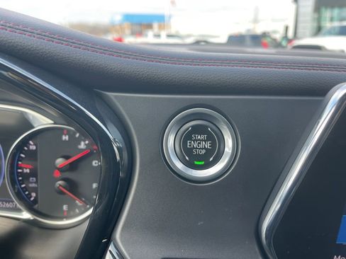 Used 2021 Chevrolet Blazer RS w/ Enhanced Convenience Package image 21