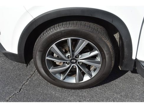 Used 2019 Hyundai Santa Fe SEL image 8