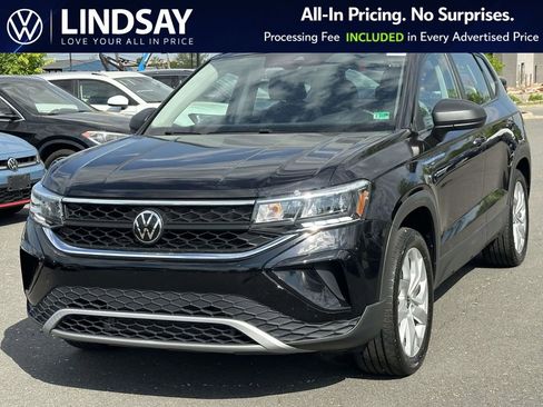 Used 2023 Volkswagen Taos S w/ Driver Assistance Package image 4