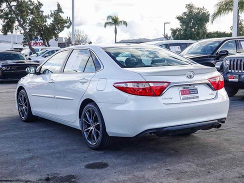 Used 2017 Toyota Camry XSE image 6