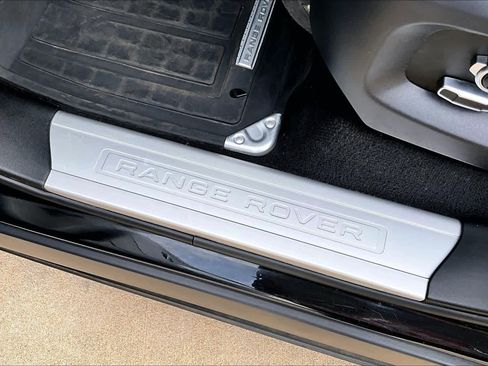 Used 2017 Land Rover Range Rover Sport HSE Dynamic AWD/4WD image 34