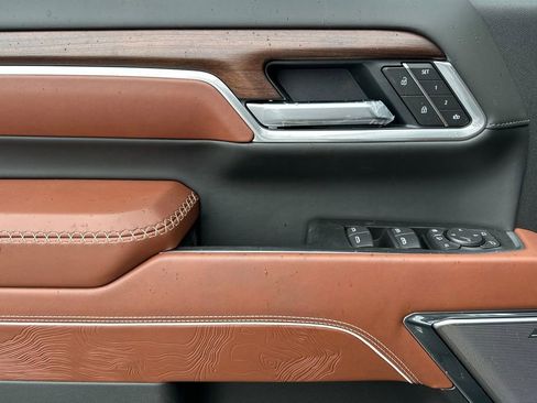 New 2026 GMC Sierra 2500 Denali Ultimate w/ Snow Plow Prep/Camper Package AWD/4WD image 11