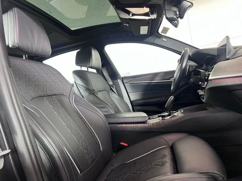 Used 2020 BMW 540i xDrive w/ M Sport Package image 20