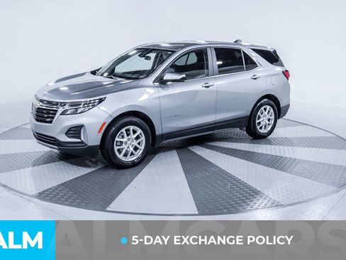 Used 2024 Chevrolet Equinox LT image 3