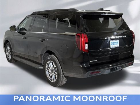 Certified 2025 Ford Expedition Active AWD/4WD image 6