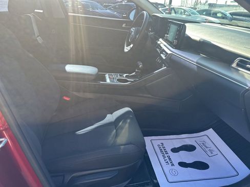 Used 2021 Kia K5 LXS image 24