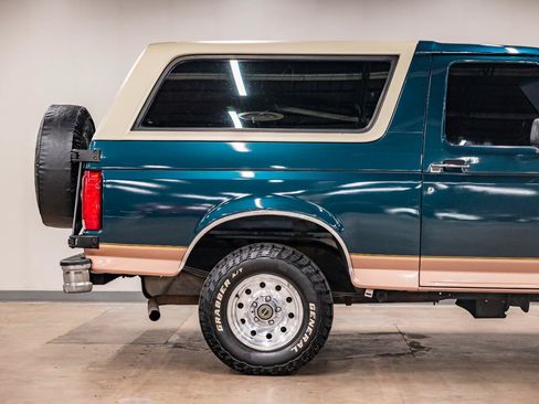 Used 1995 Ford Bronco XL AWD/4WD image 27