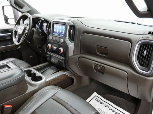 Used 2021 GMC Sierra 2500 Denali w/ Denali Ultimate Package image 18