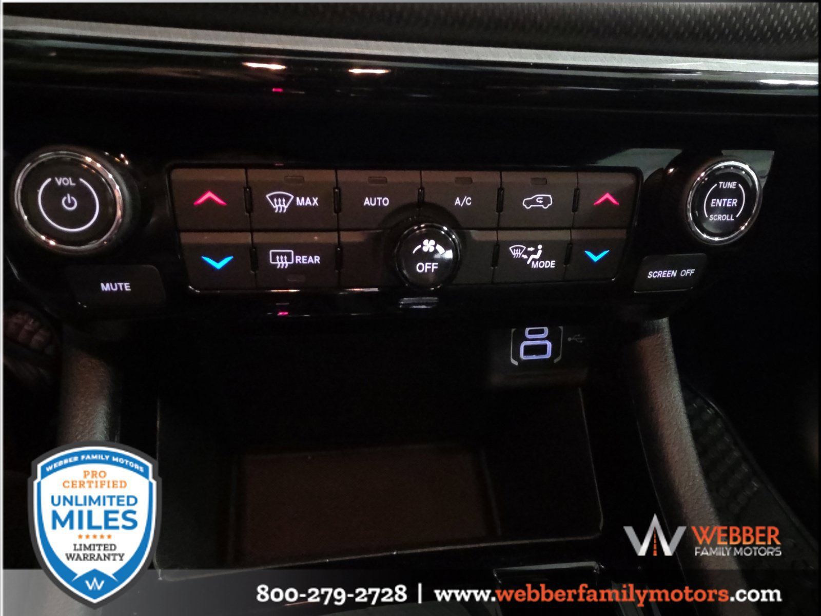 Used 2024 Jeep Compass Trailhawk AWD/4WD image 21