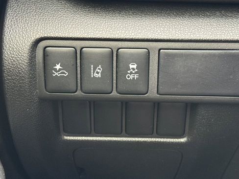 Used 2022 Mitsubishi Eclipse Cross FWD image 31