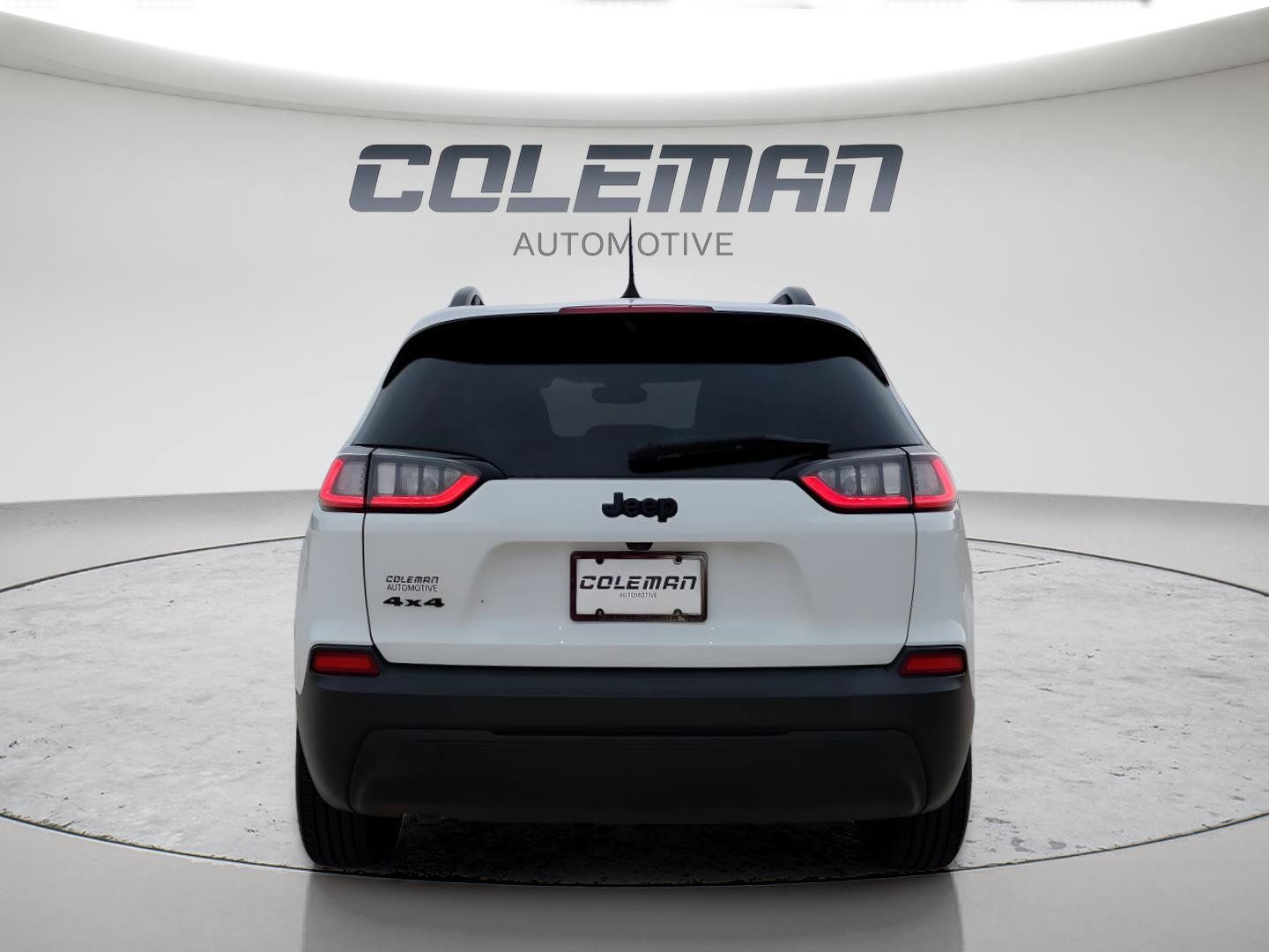 Used 2023 Jeep Cherokee Altitude Lux AWD/4WD image 4