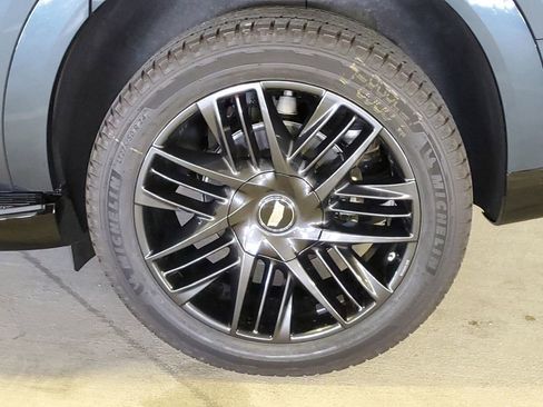 New 2026 Cadillac Escalade IQ Sport 1 w/ LPO, ONYX Package image 8