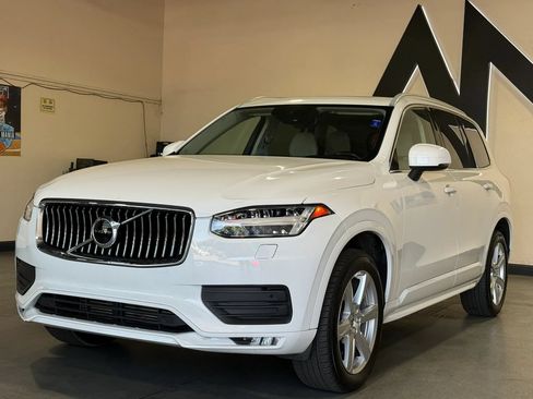 Used 2021 Volvo XC90 T5 Momentum w/ Climate Package FWD image 1