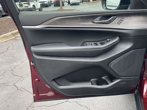 New 2025 Jeep Grand Cherokee L Limited AWD/4WD image 27