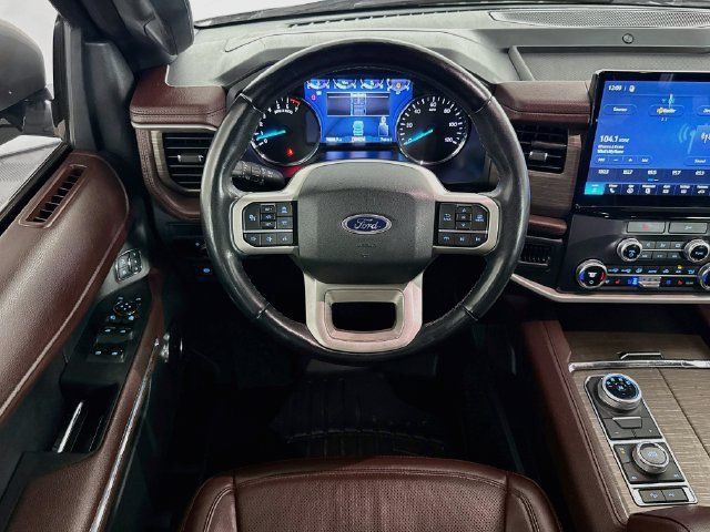 Used 2022 Ford Expedition Limited AWD/4WD image 13