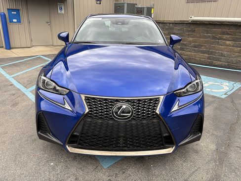 Used 2020 Lexus IS 300 F Sport image 2
