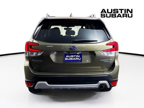 Used 2022 Subaru Forester Touring image 6