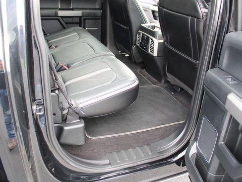 Used 2018 Ford F150 Platinum w/ Technology Package AWD/4WD image 45