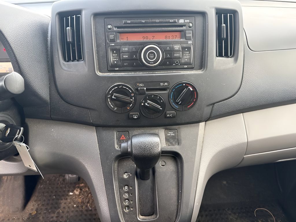 Used 2015 Chevrolet City Express LT w/ Appearance Package FWD image 12